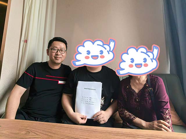 四川成都陳同學(xué)25年5月完成中醫(yī)師承拜師公證